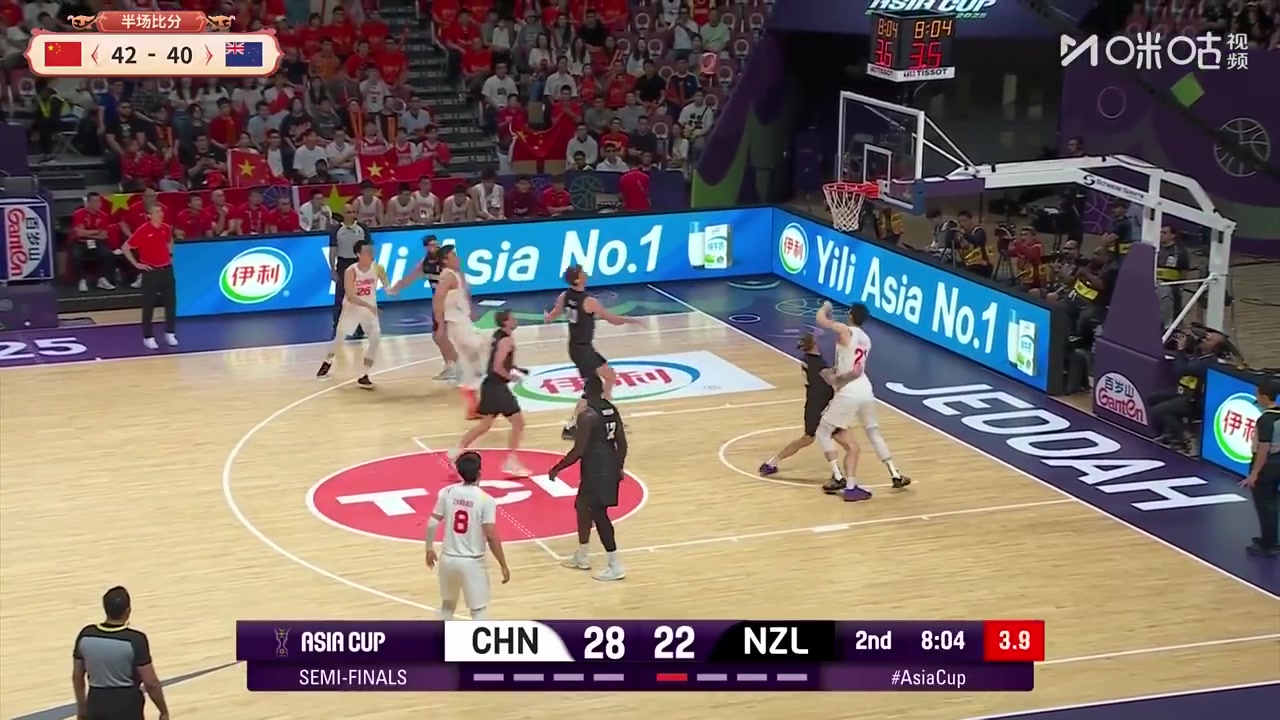 体育平台-周琦指出中国男篮破解联防战术存在空间不足问题